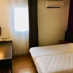 L'hotel Du Marais Centre 2*