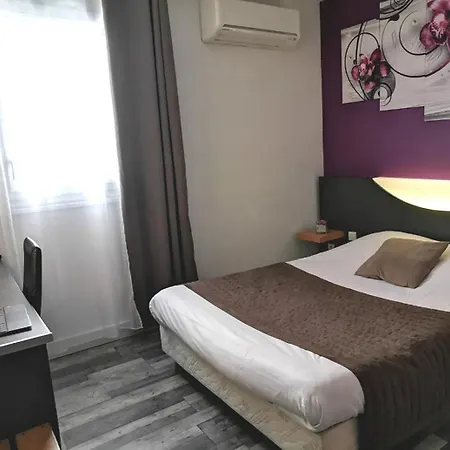 Hotel L'Hotel Du Marais Romilly Centre