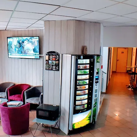 L'Hotel Du Marais Romilly Centre 2*