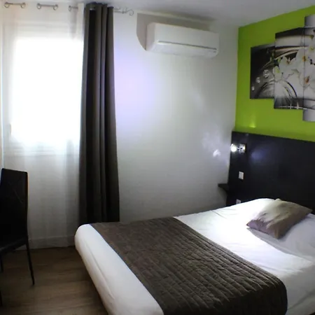 L'Hotel Du Marais Romilly Centre Hotel 2*