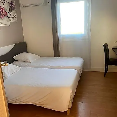 L'hotel Du Marais Centre 2*