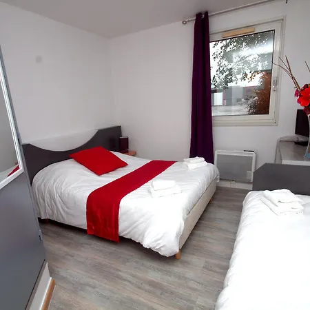 Otel L'hotel Du Marais Centre 2*