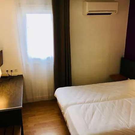 L'hotel Du Marais Centre 2*