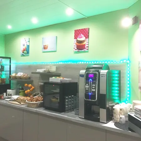 Отель L'hotel Du Marais Centre 2*