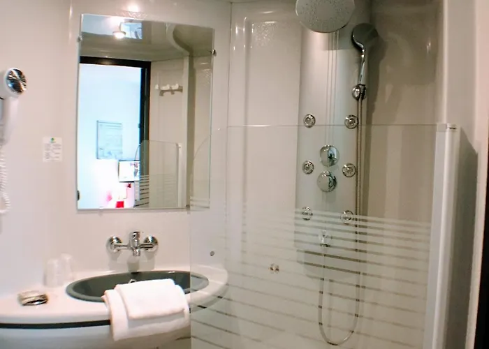 L'hotel Du Marais Centre 2*