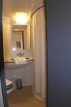 Hotel L'hotel Du Marais Centre 2*